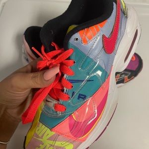 Boys used Nike Air Max2 light